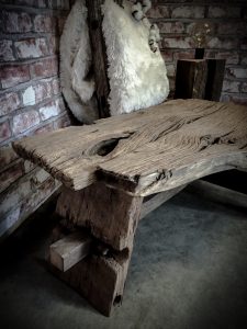 oud eiken salontafel