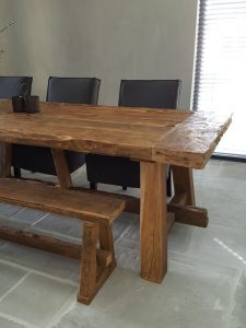 tafel oud hout